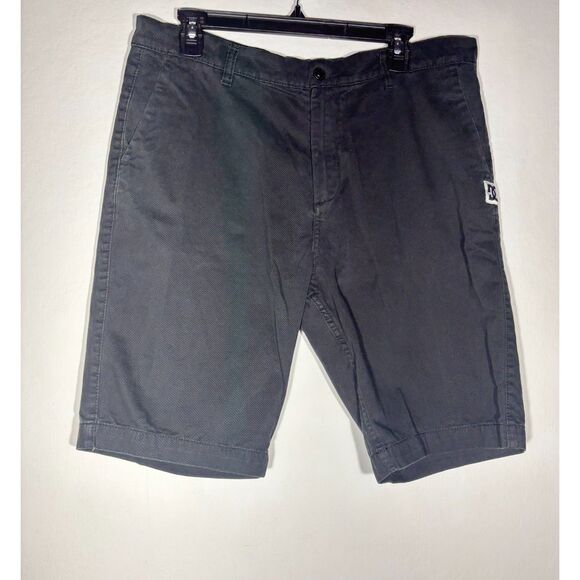 DC Shoes Men's Black Chino Shorts Size 34 Skate Casual Flat Front Cotton - Picture 1 of 5